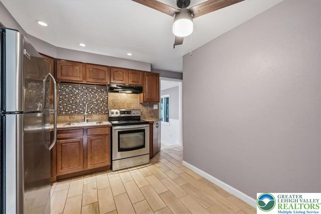 1219 East Highland Street, Allentown City, PA 18109