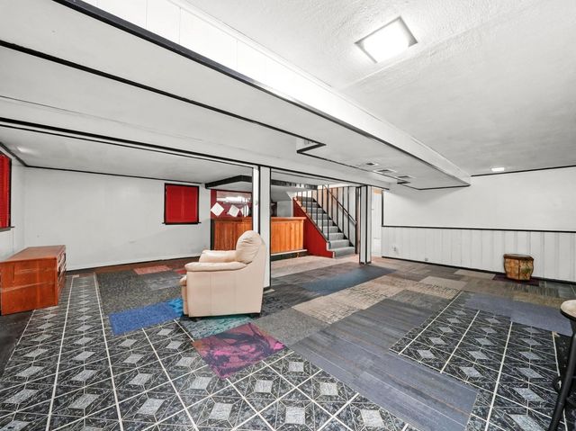 2136 Bristol Avenue, Westchester, IL 60154