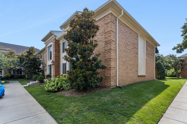 4487 Post Pl Apt 60, Nashville, TN 37205