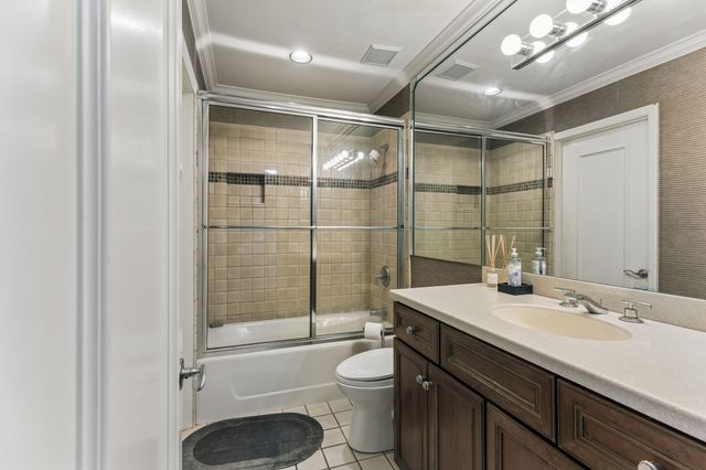 4487 Post Pl Apt 60, Nashville, TN 37205