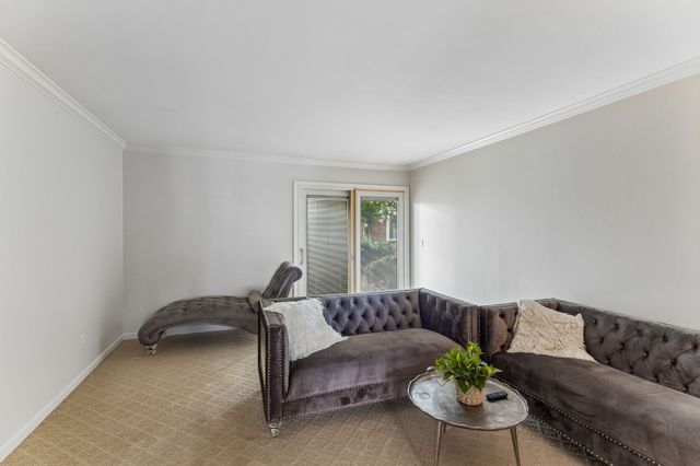 4487 Post Pl Apt 60, Nashville, TN 37205