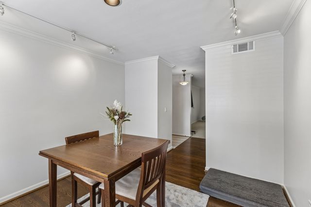 4487 Post Pl Apt 60, Nashville, TN 37205