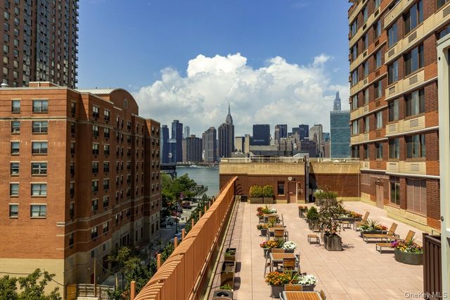 4-74 48th Avenue 4V, Long Island City, NY 11109