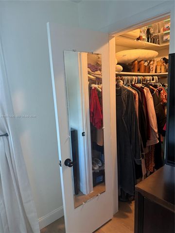 4450 NW 9th St, Coconut Creek, FL 33066