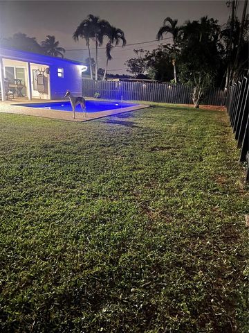 4450 NW 9th St, Coconut Creek, FL 33066