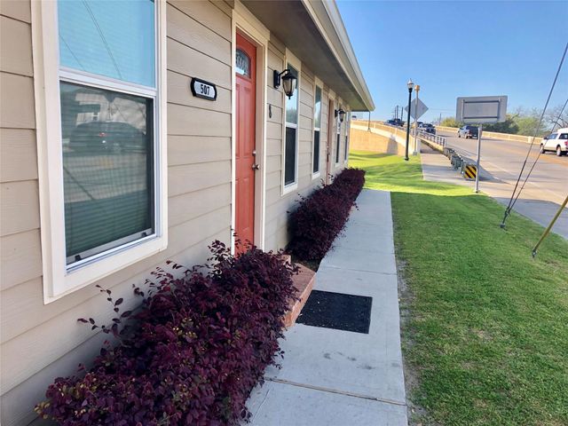 507 Houston Street 8, Rosenberg, TX 77471