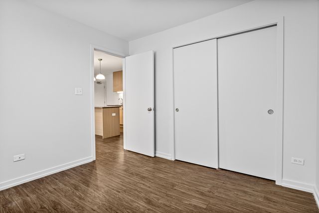 5411 N Winthrop Avenue 520, Chicago, IL 60640