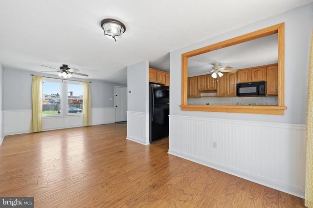 1597 DOGWOOD DR, Frederick, MD 21701