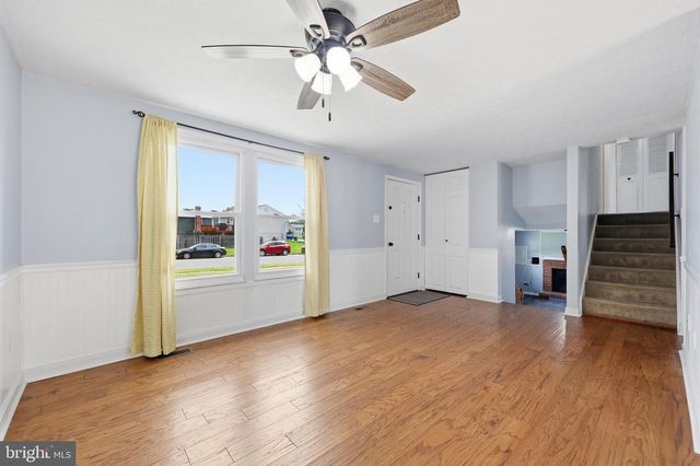 1597 DOGWOOD DR, Frederick, MD 21701