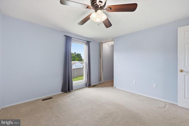 1597 DOGWOOD DR, Frederick, MD 21701