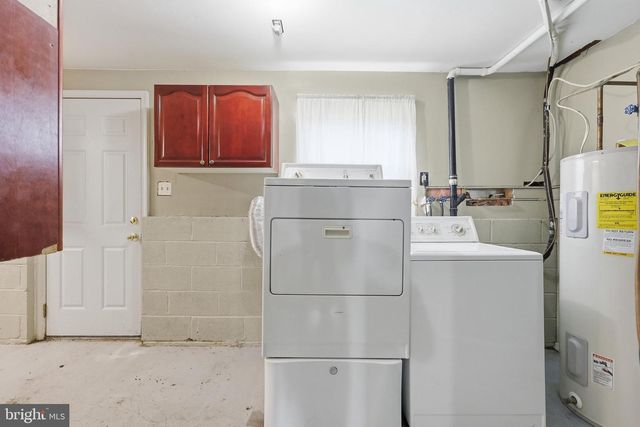1597 DOGWOOD DR, Frederick, MD 21701