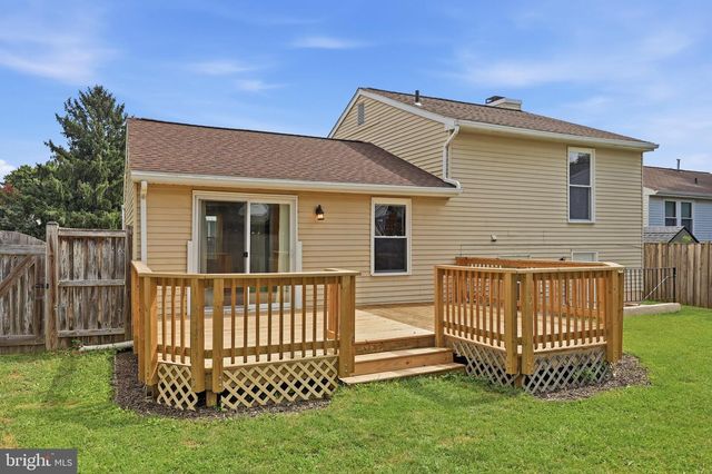 1597 DOGWOOD DR, Frederick, MD 21701