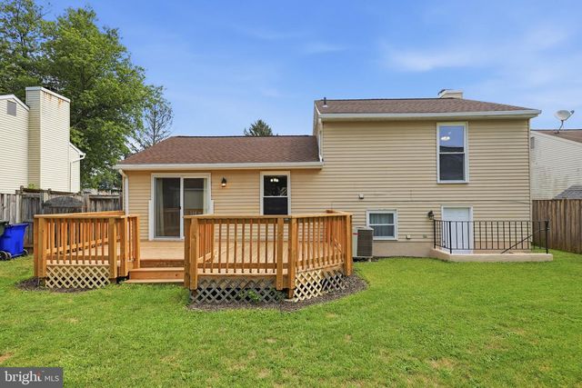 1597 DOGWOOD DR, Frederick, MD 21701