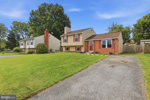 1597 DOGWOOD DR, Frederick, MD 21701
