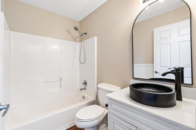 17960 SE 92ND AMORY AVENUE, The Villages, FL 32162