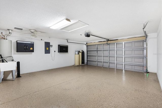 17960 SE 92ND AMORY AVENUE, The Villages, FL 32162