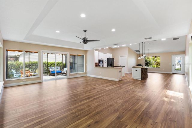 17960 SE 92ND AMORY AVENUE, The Villages, FL 32162