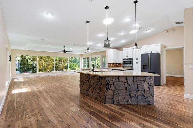 17960 SE 92ND AMORY AVENUE, The Villages, FL 32162