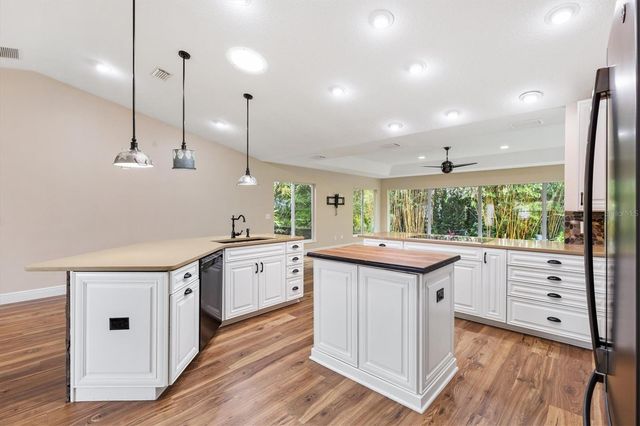 17960 SE 92ND AMORY AVENUE, The Villages, FL 32162