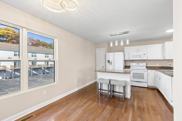 5940 Woodshire Drive, Westerville, OH 43081