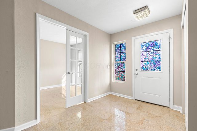 5940 Woodshire Drive, Westerville, OH 43081