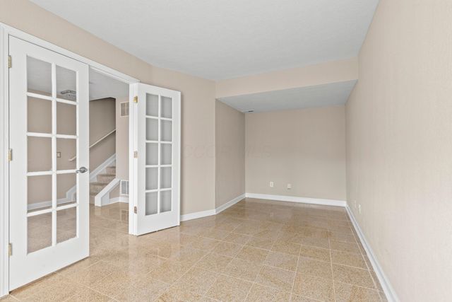 5940 Woodshire Drive, Westerville, OH 43081