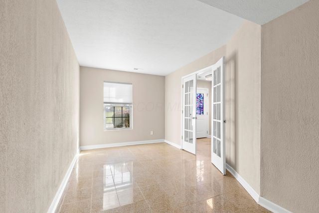 5940 Woodshire Drive, Westerville, OH 43081