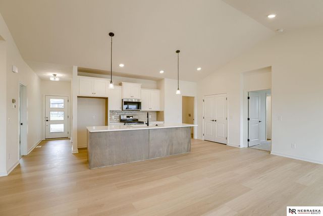 16109 Isabella Street, Bennington, NE 68007