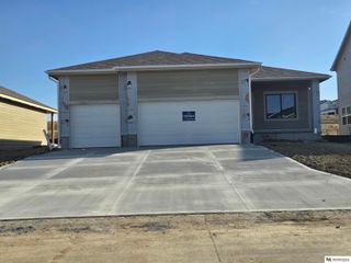 16109 Isabella Street, Bennington, NE 68007