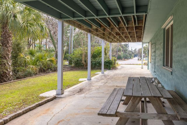 6 4th Avenue, Isle Of Palms, SC 29451