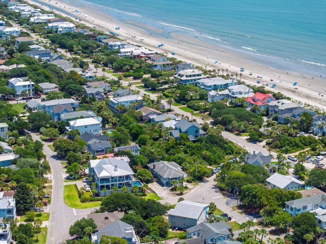 6 4th Avenue, Isle Of Palms, SC 29451