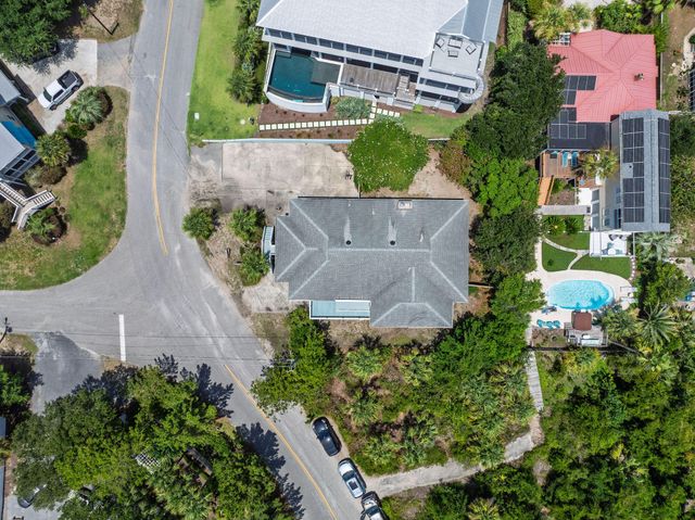 6 4th Avenue, Isle Of Palms, SC 29451