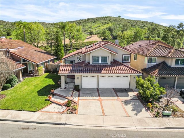 16 San Carlos, Rancho Santa Margarita, CA 92688