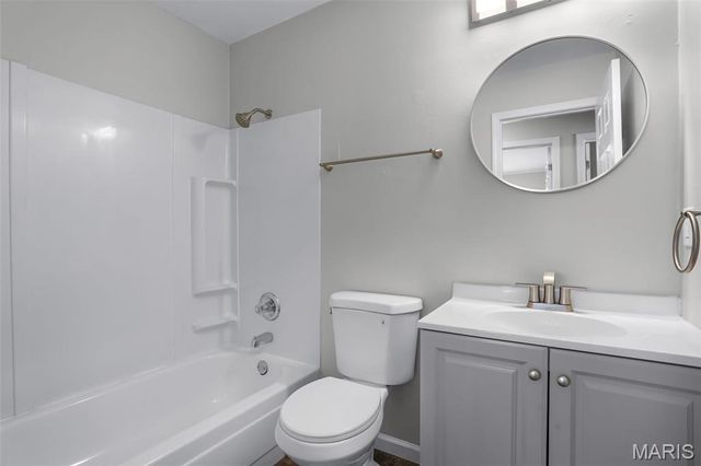 3633 Poepping Street, St Louis, MO 63125