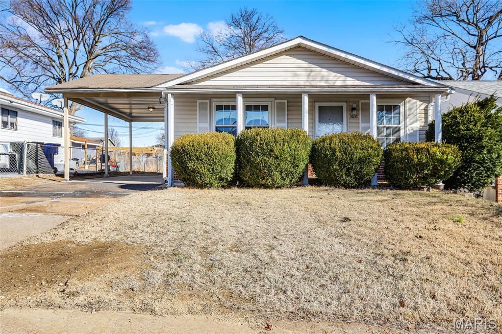 3633 Poepping Street, St Louis, MO 63125