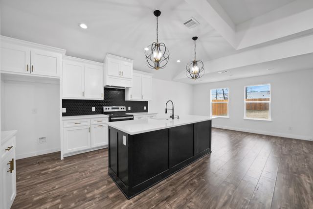 1812 Dillard Street, Fort Worth, TX 76105