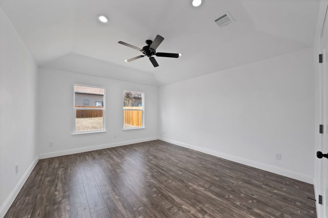 1812 Dillard Street, Fort Worth, TX 76105