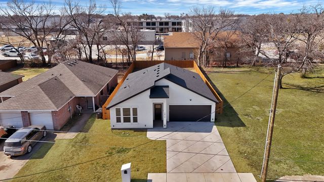 1812 Dillard Street, Fort Worth, TX 76105