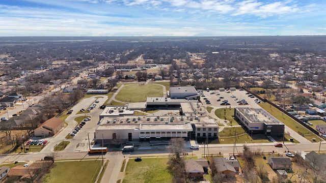 1812 Dillard Street, Fort Worth, TX 76105