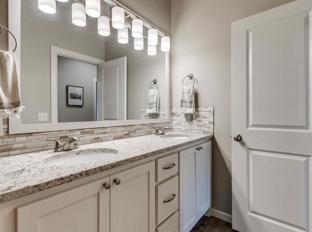 9571 Pastoral Drive, Guthrie, OK 73044