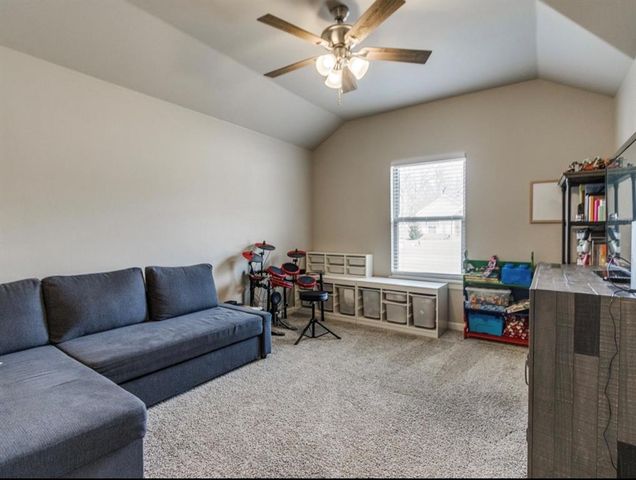 9571 Pastoral Drive, Guthrie, OK 73044