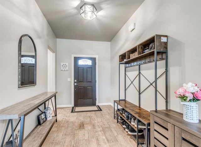 9571 Pastoral Drive, Guthrie, OK 73044