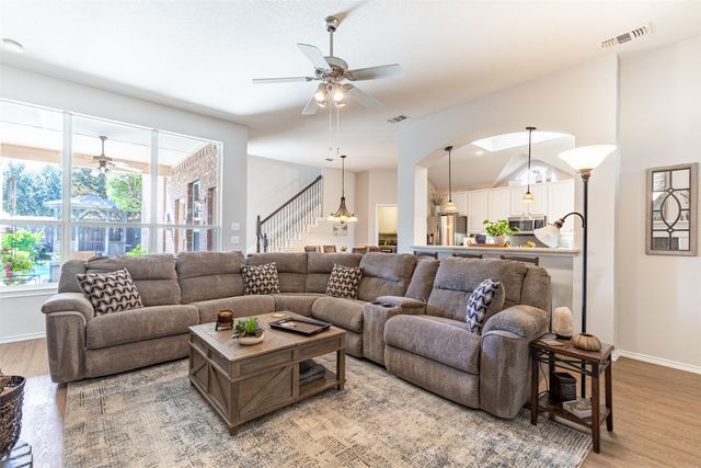 9429 Fairmont Drive, Frisco, TX 75035