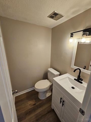 1018 Stratford Court, Loveland, OH 45140