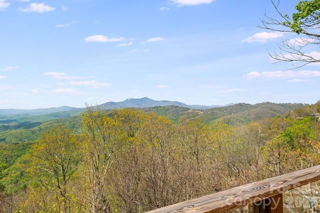 206 Twin Springs Road, Blowing Rock, NC 28605
