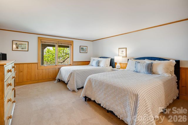 206 Twin Springs Road, Blowing Rock, NC 28605