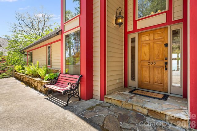 206 Twin Springs Road, Blowing Rock, NC 28605
