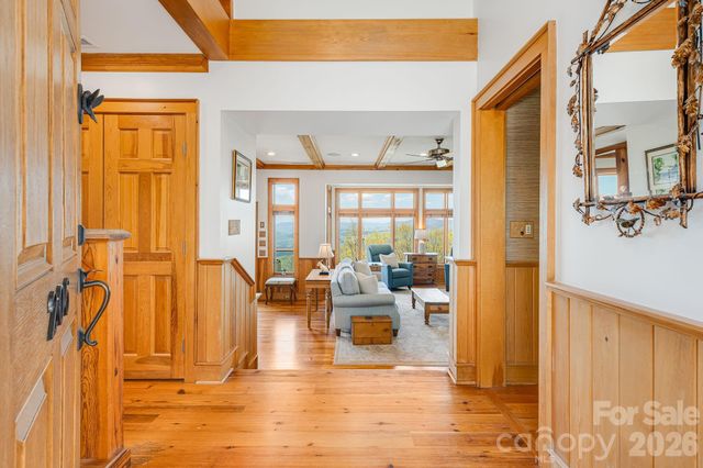 206 Twin Springs Road, Blowing Rock, NC 28605