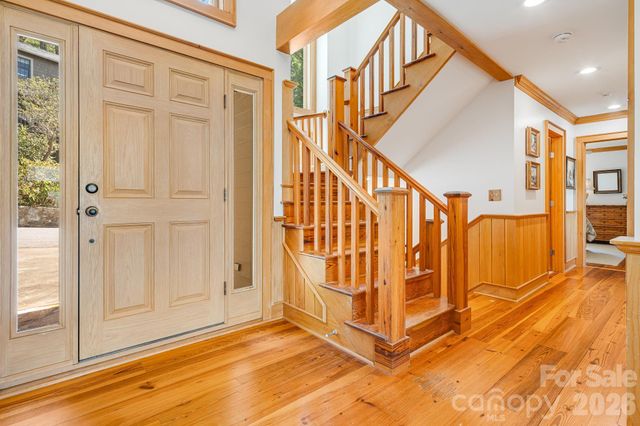 206 Twin Springs Road, Blowing Rock, NC 28605