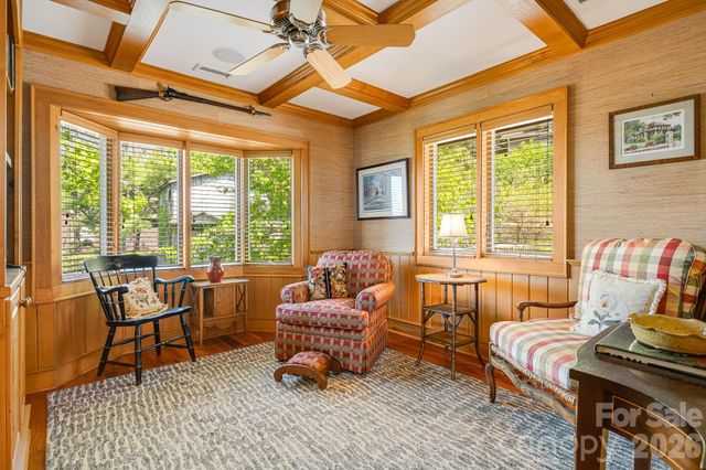 206 Twin Springs Road, Blowing Rock, NC 28605